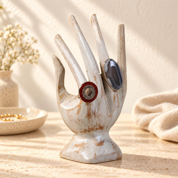 Whitewash Hand-Carved Wooden Ring Holder, 15 cm (5.9 in)