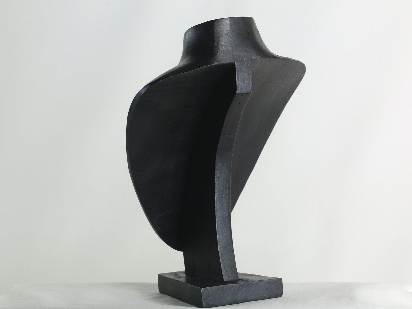 Wooden Jewelry Stand Black 25cm (9.8") | Round Necklace Display Bust