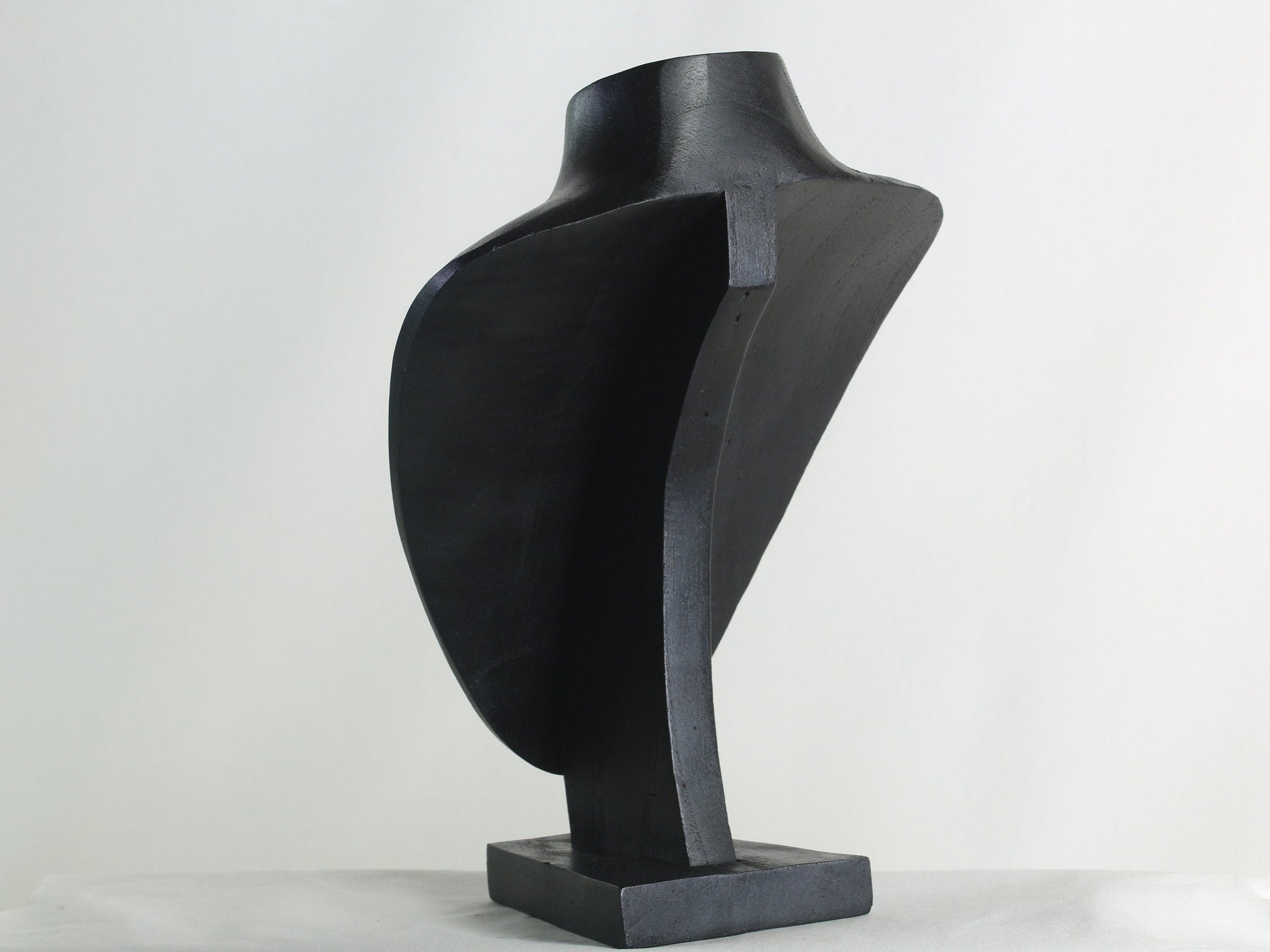 Wooden Jewelry Stand Black 25cm (9.8") | Round Necklace Display Bust