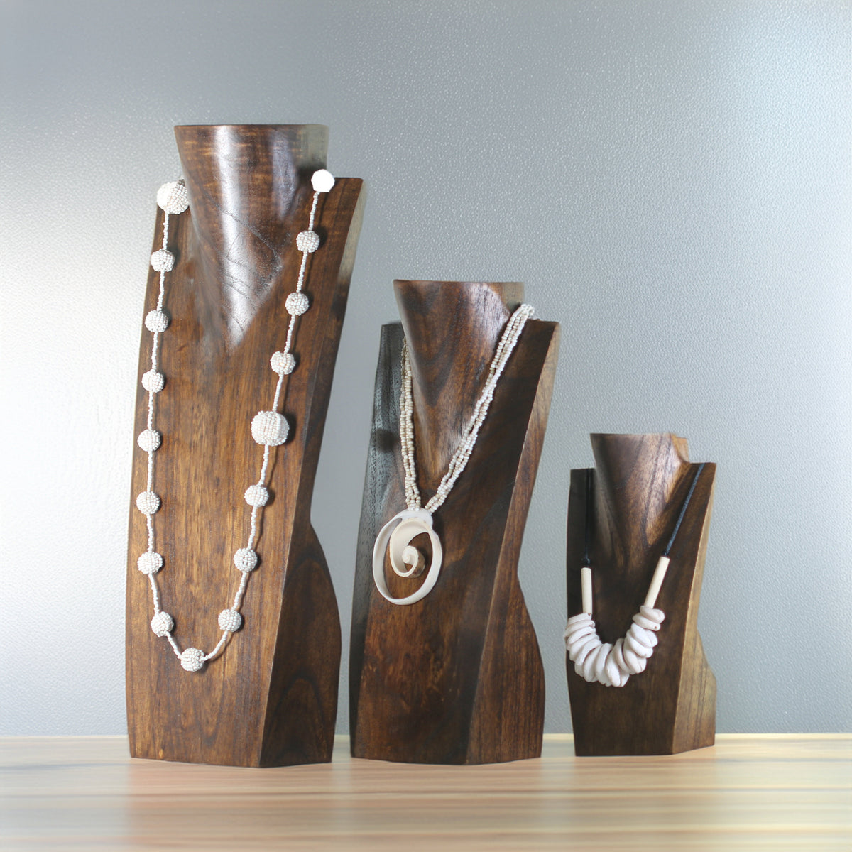 Wooden jewelry bust brown - Necklace display in 3 sizes for 16"/24"/32"" chains - Sturdy necklace stand for shop windows & trade shows