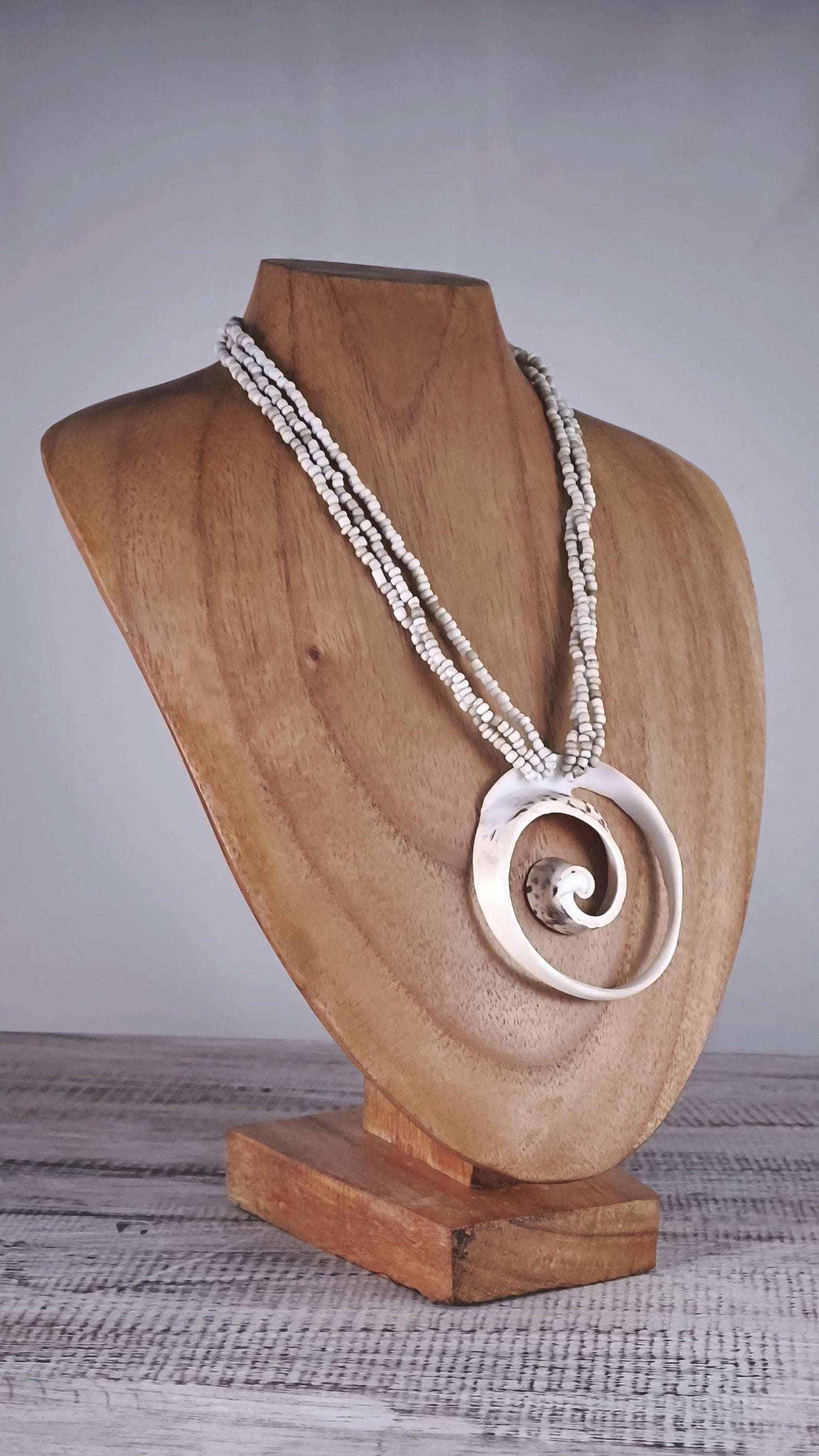 Wooden Jewelry Stand Natural 25cm (9.8") | Round Necklace Display Bust