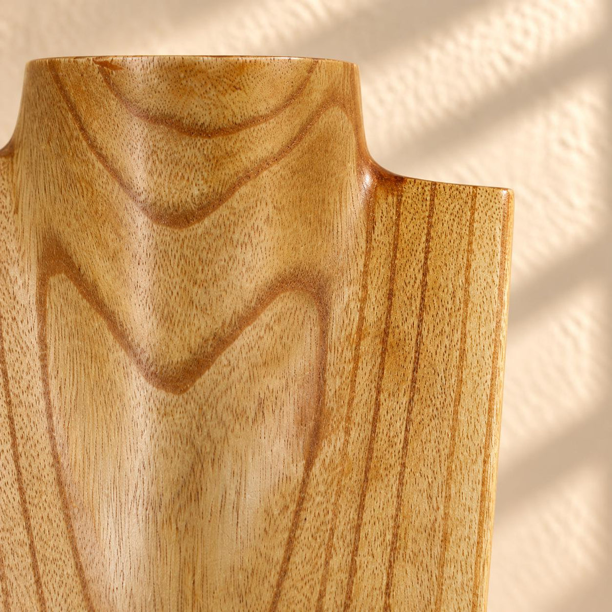 Set of 3 Wooden Necklace Display Busts, Natural Wood – 8/12/16 in (20/30/40 cm)