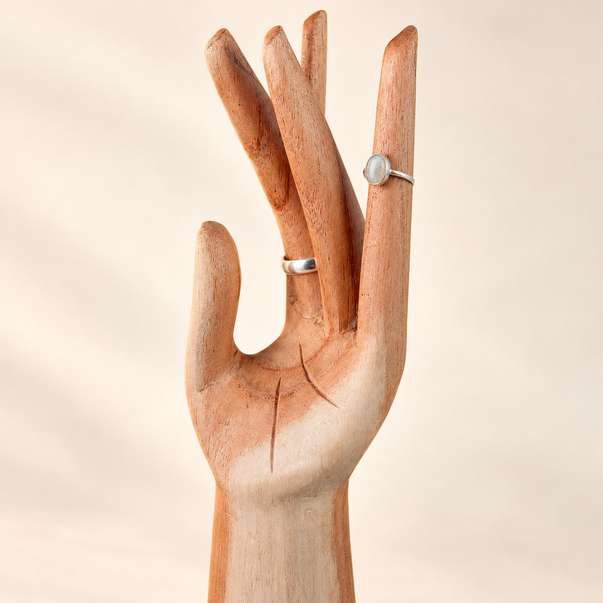 Natural Hand-Carved Wooden Ring Holder, 25 cm (9.8 in)