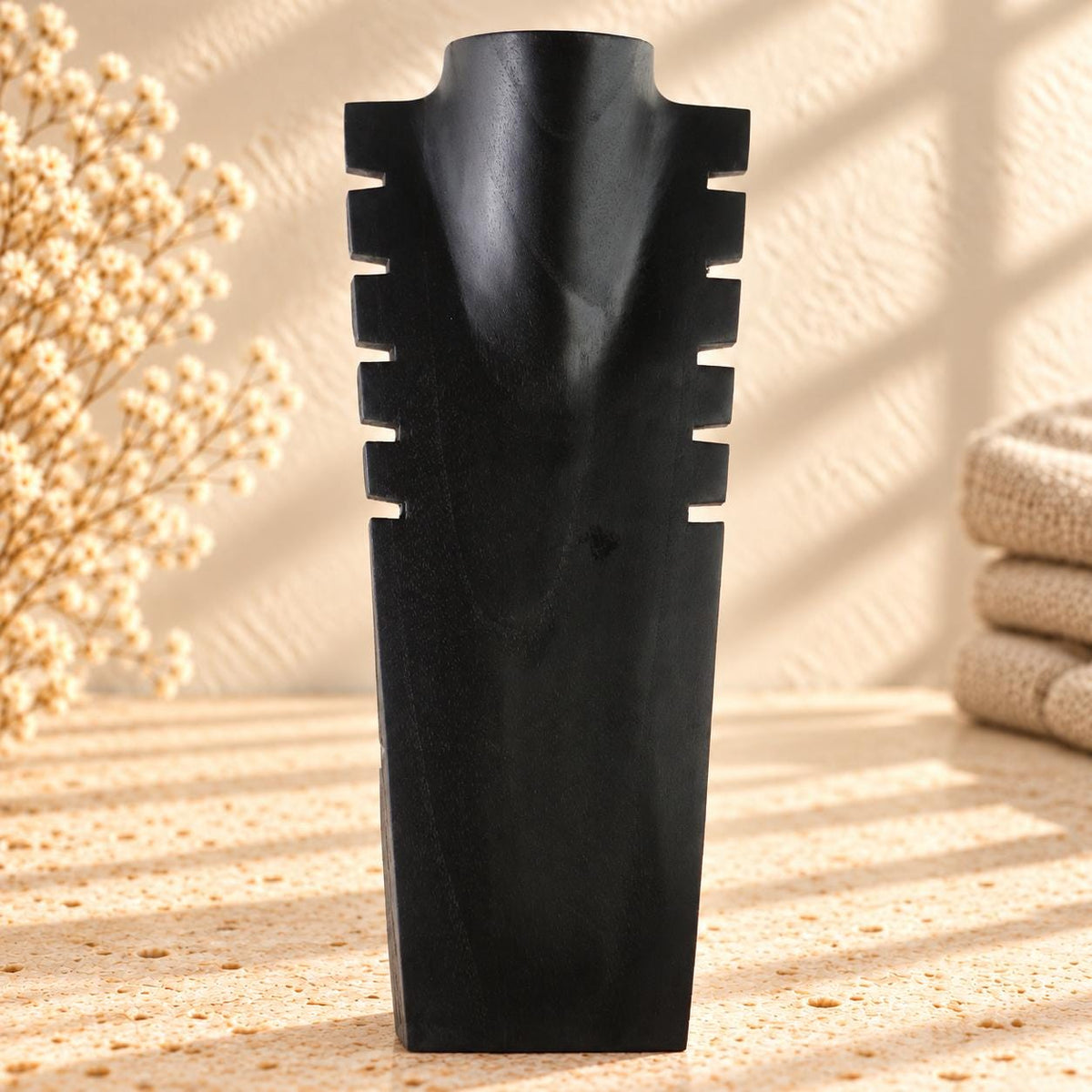 Multi Necklace Display Bust, Black Wood, 15.7 in / 40 cm – Notched Jewelry Stand