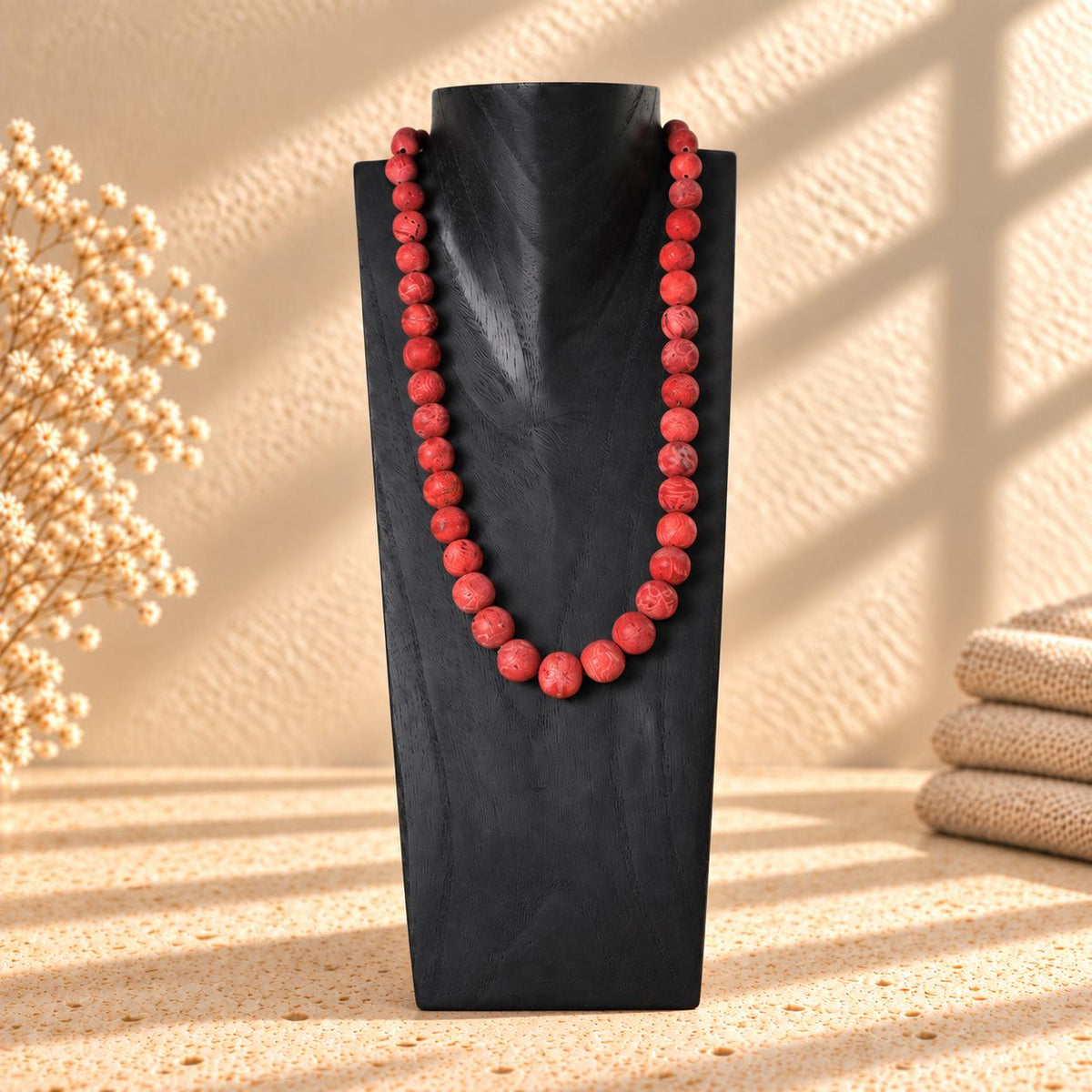 Wooden Necklace Display Bust, Black – Choose 20, 30 or 40 cm / 8, 12 or 16 in