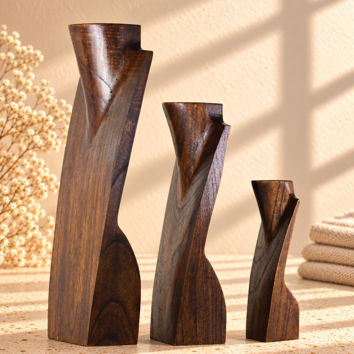 Set of 3 Wooden Necklace Display Busts, Dark Brown – 8/12/16 in (20/30/40 cm)