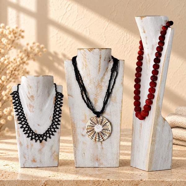 Set of 3 Wooden Necklace Display Busts, Whitewash – 8/12/16 in (20/30/40 cm)